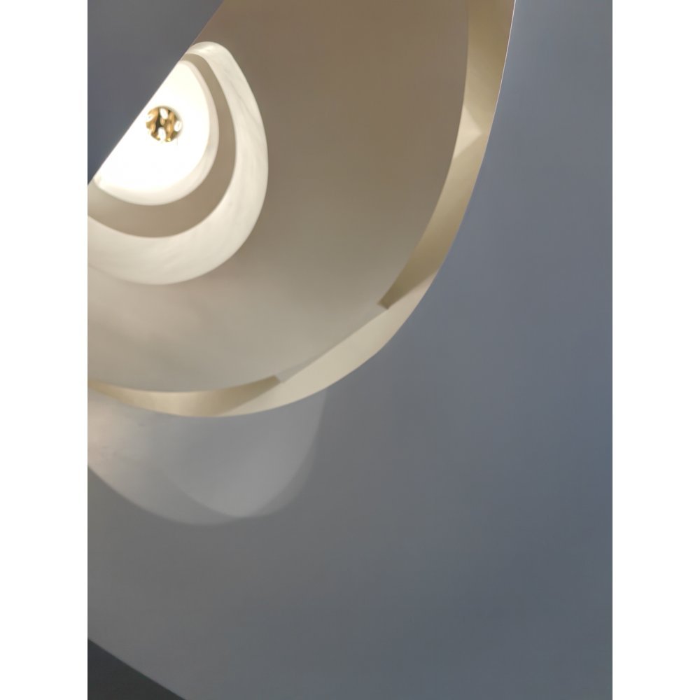 180 Two-Tone Staircase - Image 5