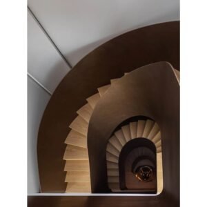 U-Shaped Single-Plate Staircase